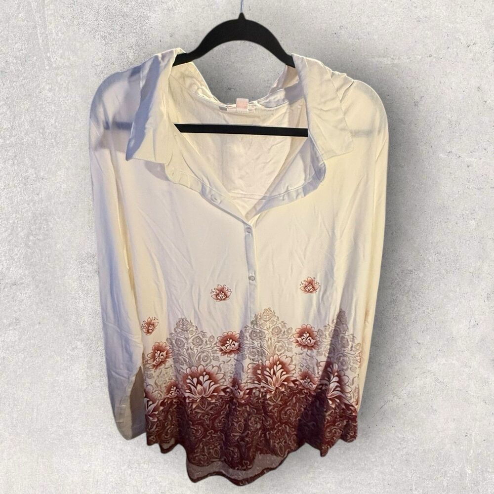 Lularoe Valentina 3XL-Long Sleeve Button Up Shirt White And Red Floral Print NWT - Picture 2 of 5